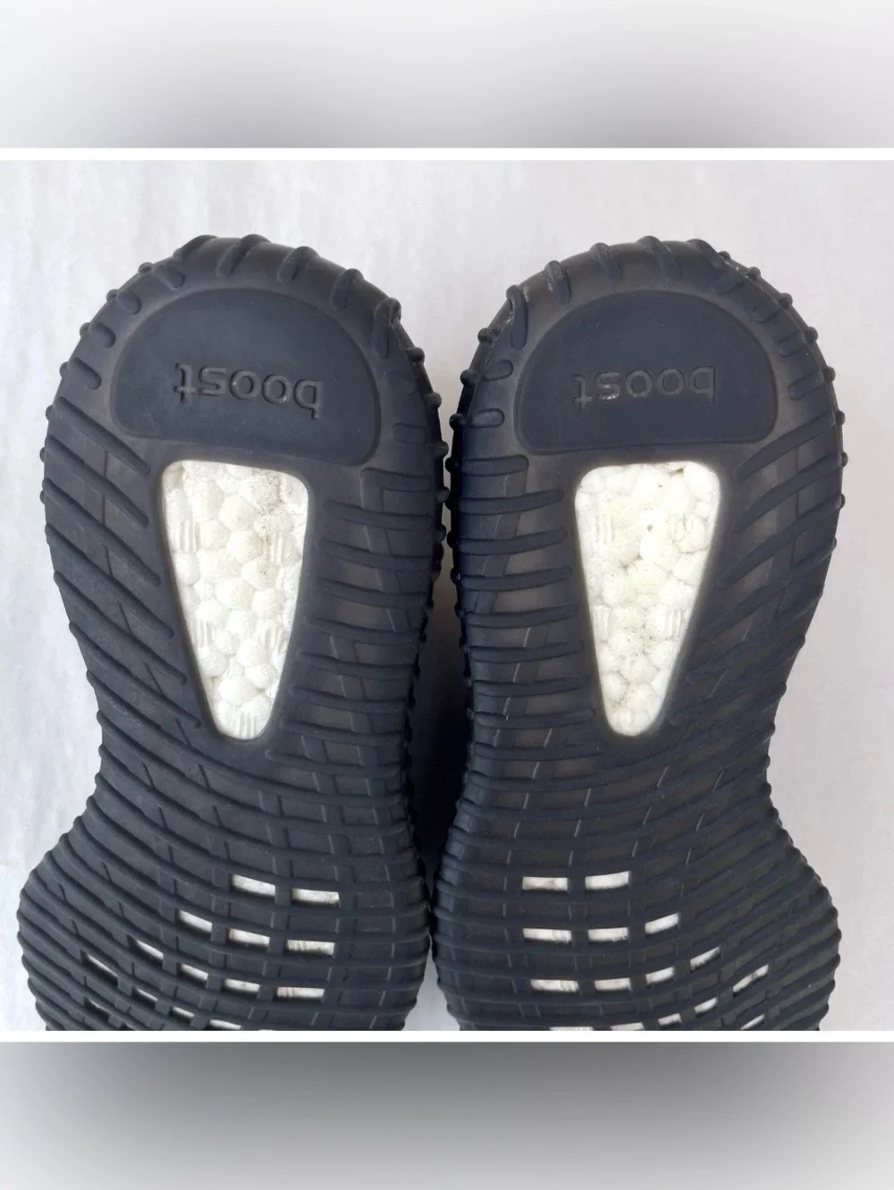 Adidas Yeezy Boost 350 V2 MX Kids Size US 12.5K Black Gray Rock Preschool GW3775